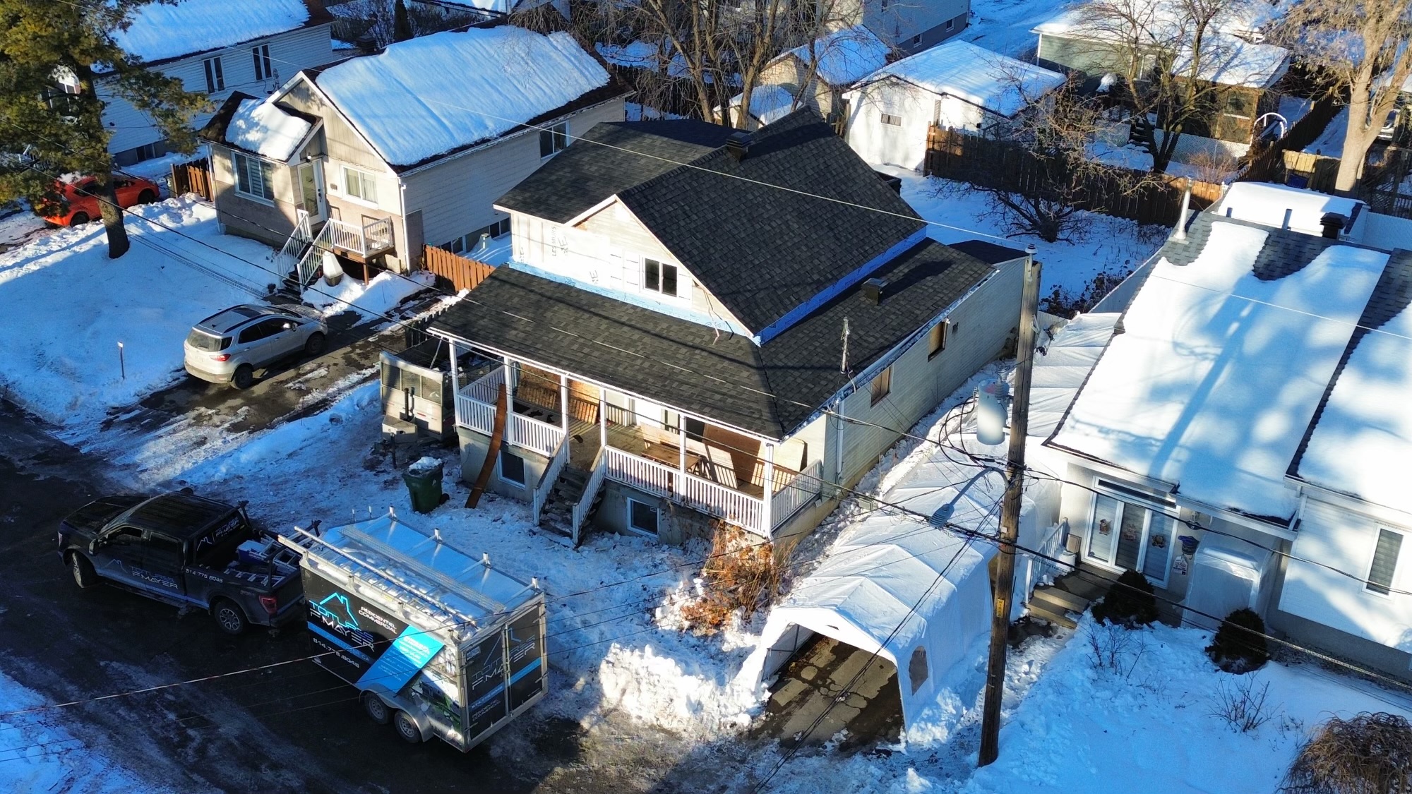 Images Toitures F. Mayer - Déneigement de toiture, Couvreur Terrebonne