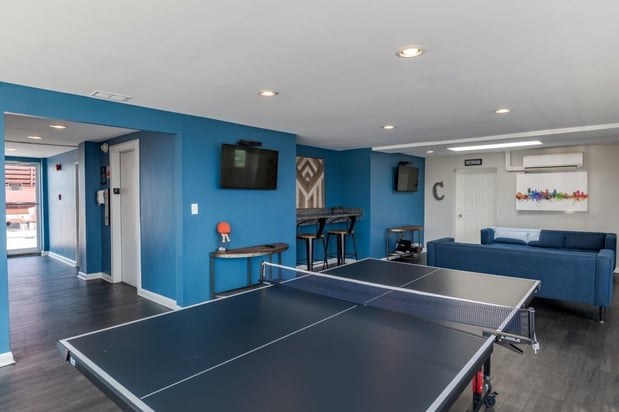 Images The Carlyle Apartment Homes