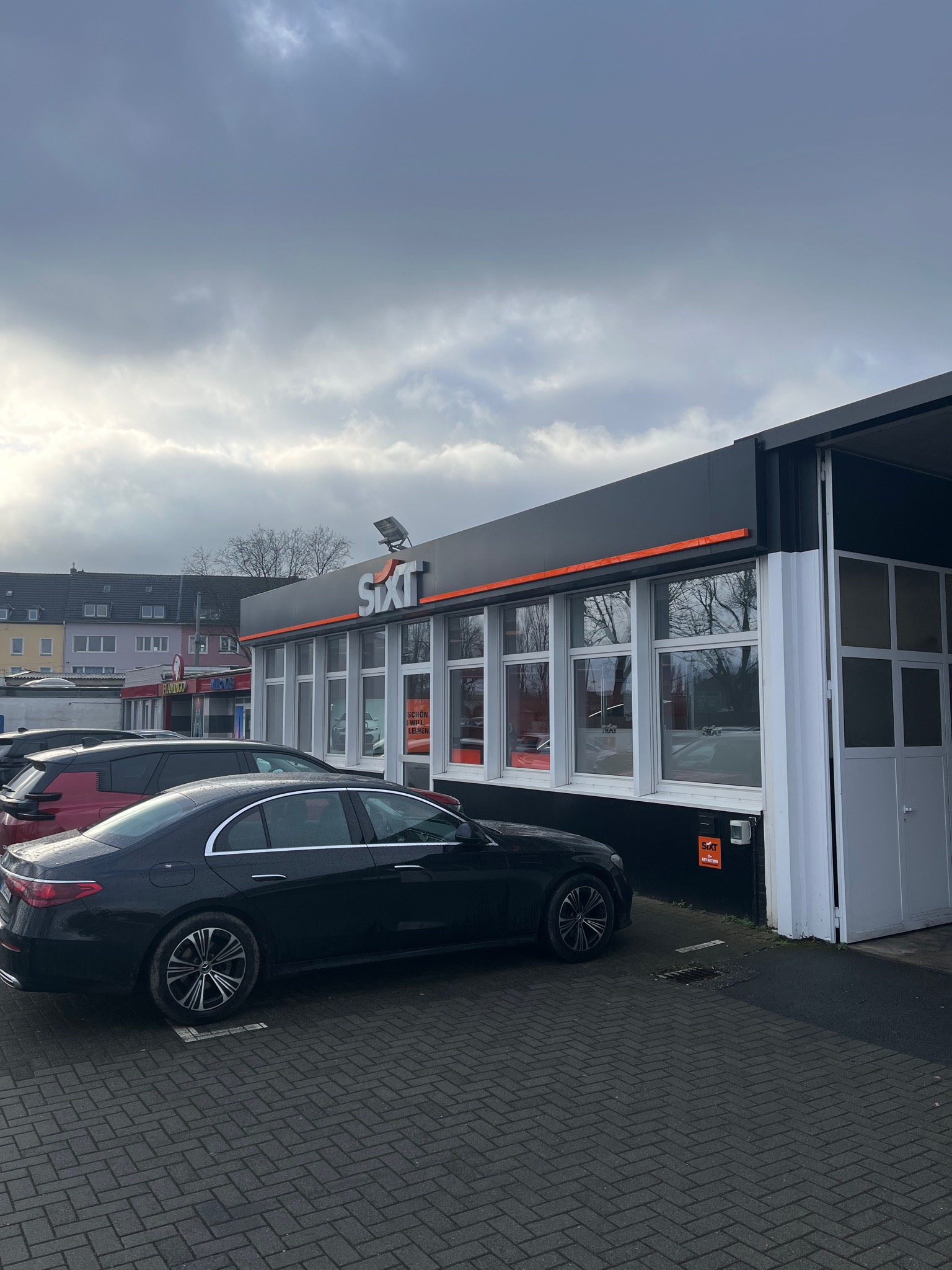 SIXT Autovermietung Krefeld, Sproedentalstr. 4 in Krefeld
