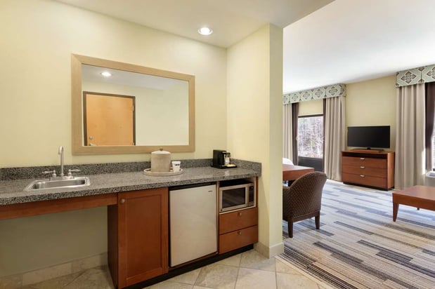 Images Hampton Inn & Suites Birmingham East Irondale