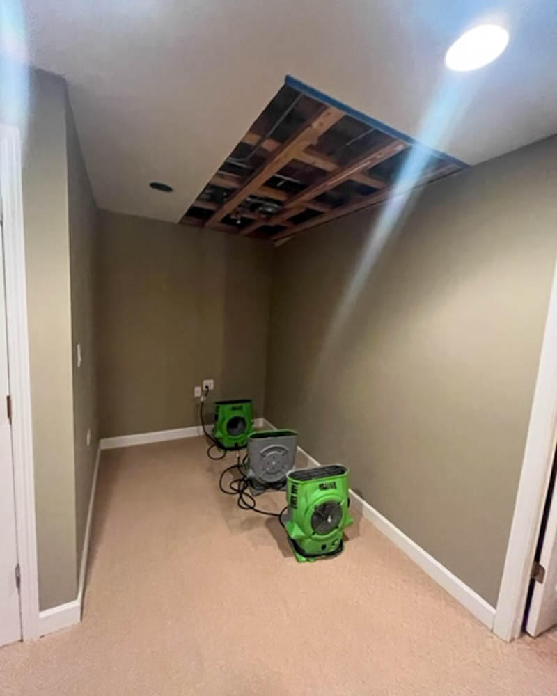 If you have water damage, SERVPRO of Park Ridge, North Rosemont, and South Des Plaines can help. CALL NOW: ☎️