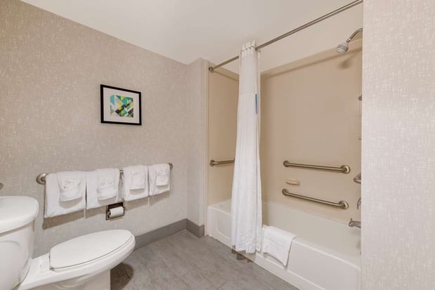 Images Hampton Inn & Suites Charlotte-Airport