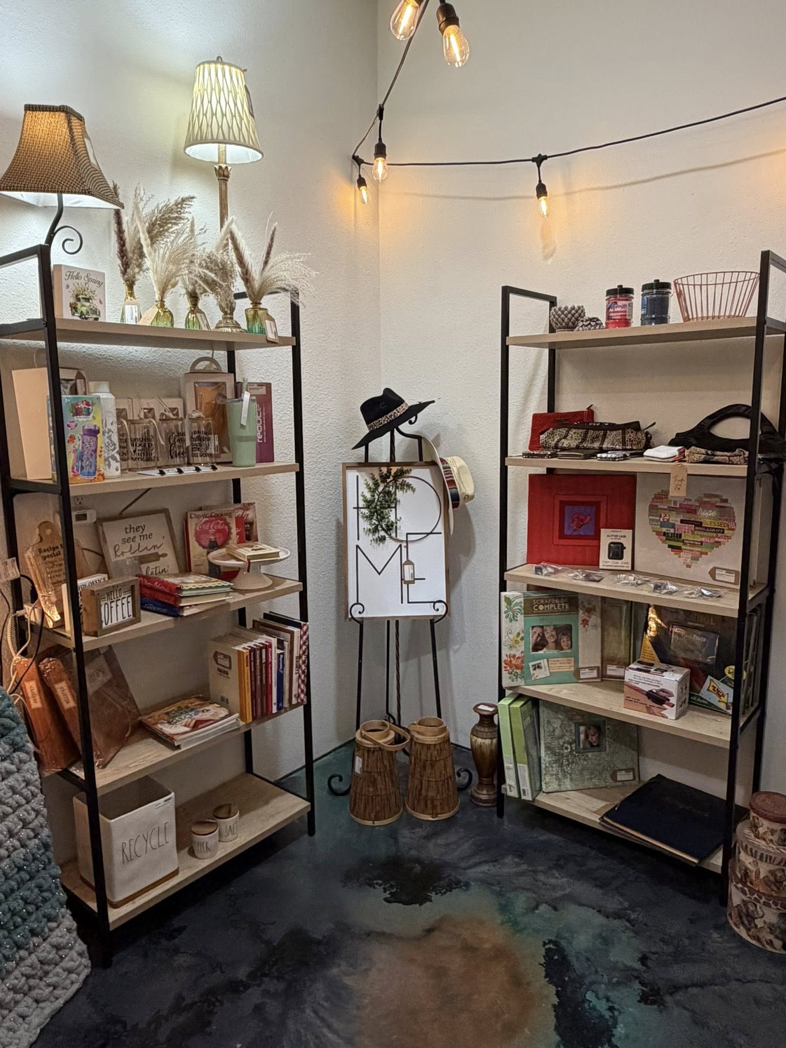 The Rusty Nail Vintage Market Image