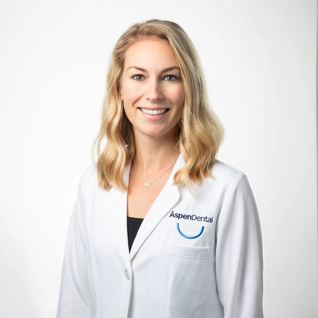 Images Jade Medeiros, DDS, DMD