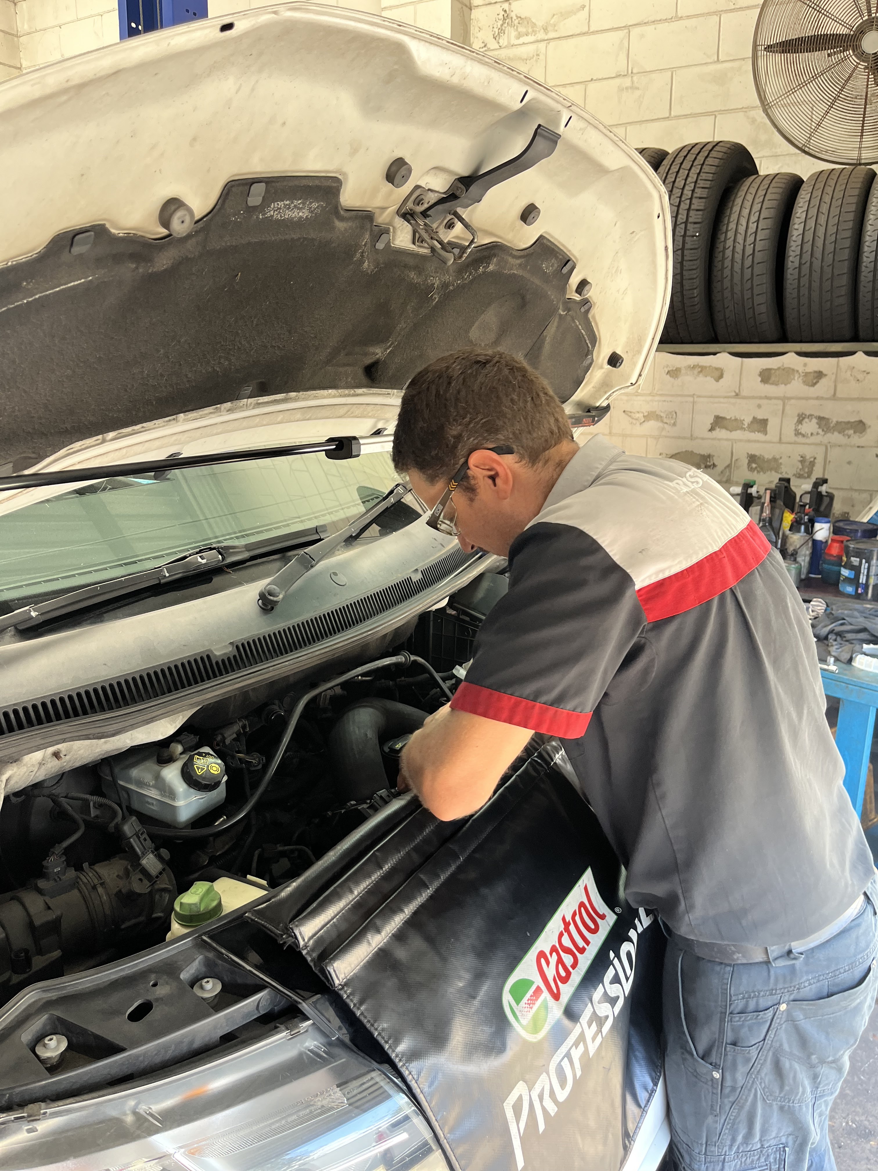 Images Bridgestone Select Tyre & Auto Noosaville