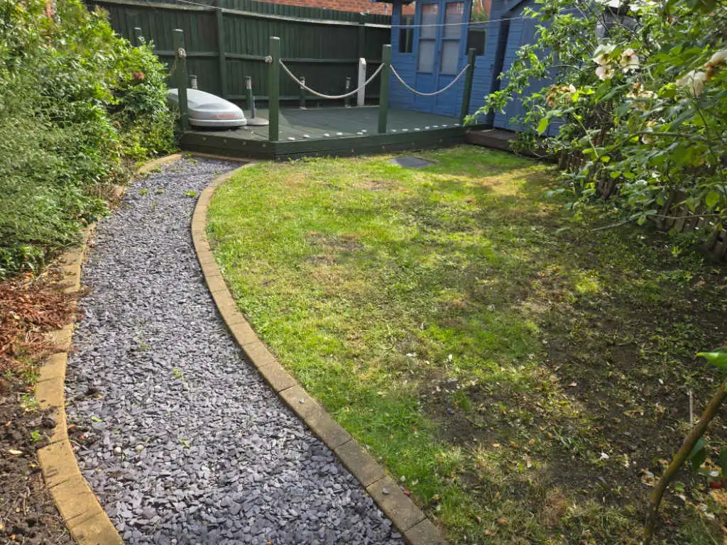 Images J & T Landscaping Ltd