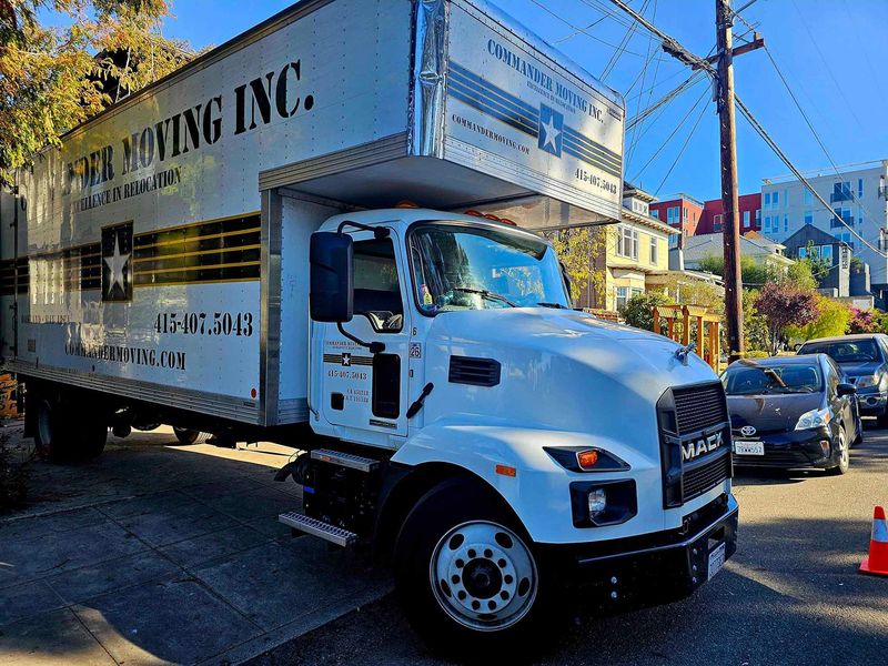 Images Commander Moving Inc.
