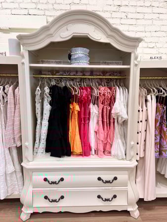 Images Cedar & Lily Clothier- Jenks