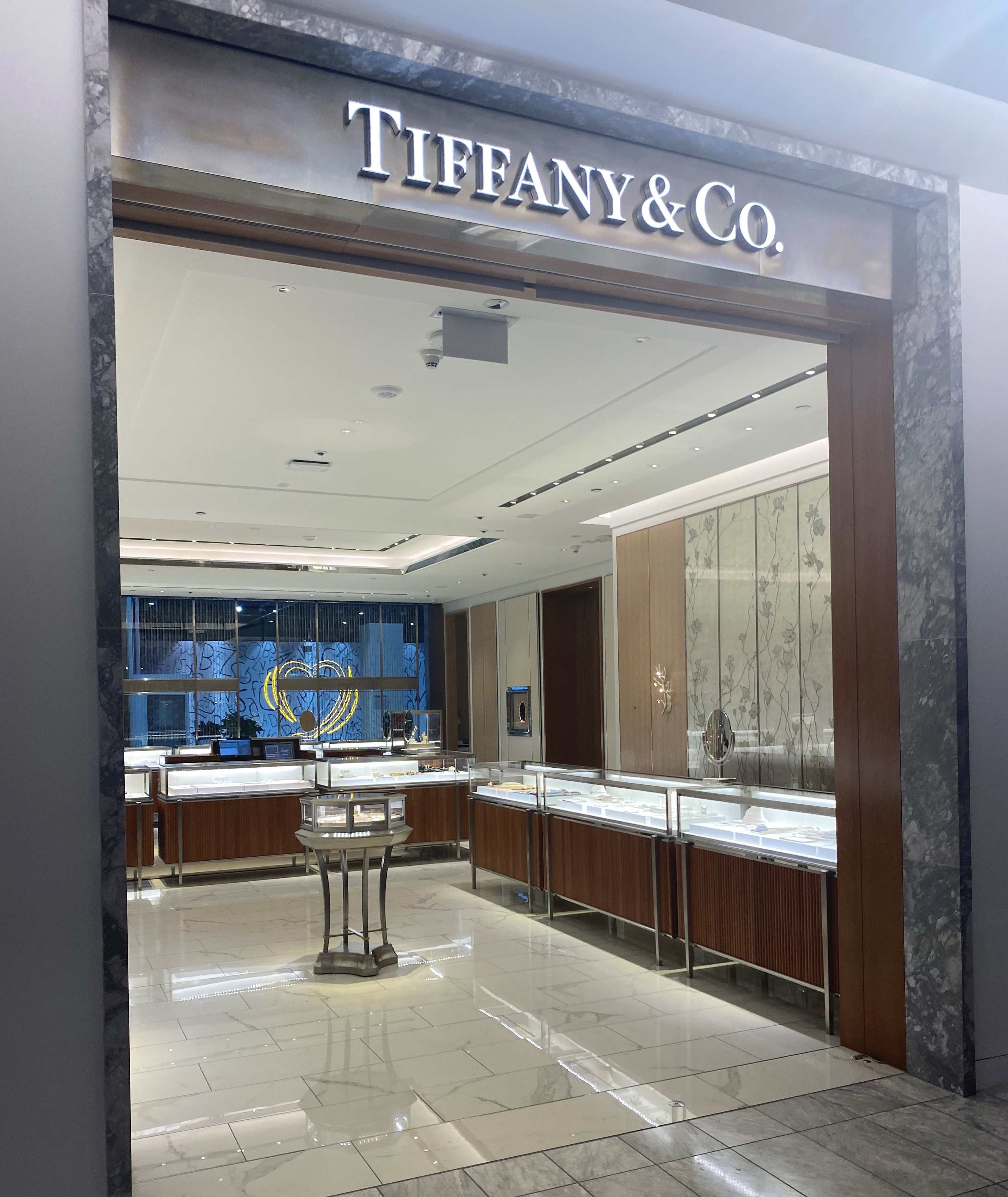 Tiffany & Co. Mississauga (905)897-4359