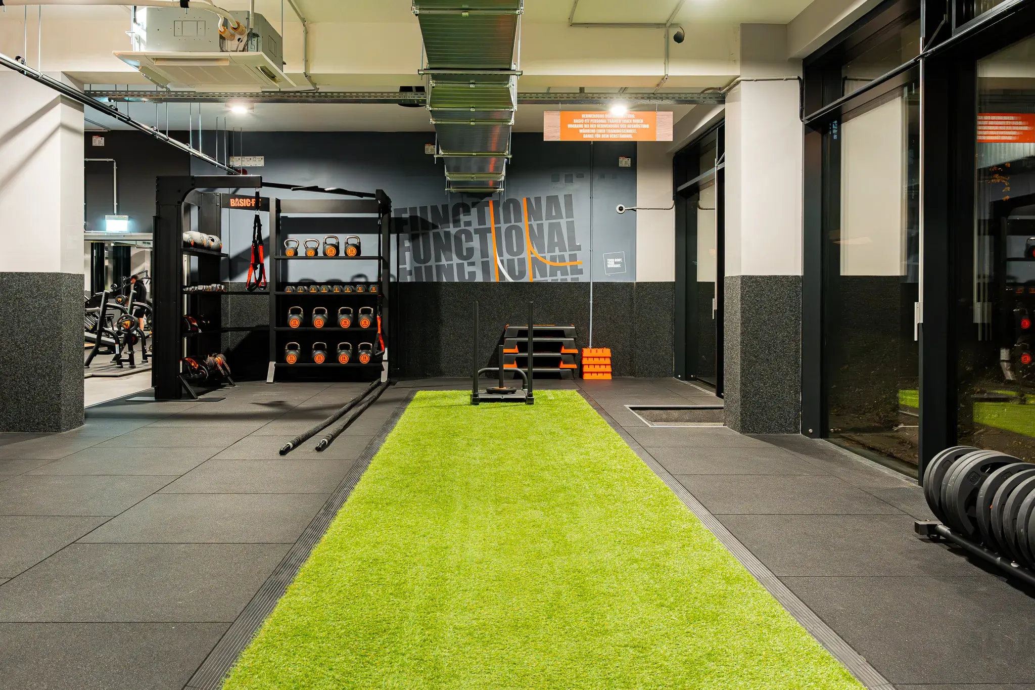 Basic-Fit 24/7, Wiener Straße 43 in Stuttgart