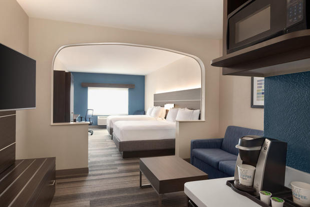 Images Holiday Inn Express & Suites Denver Airport by IHG