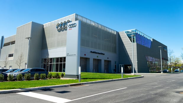 Images Service Center at Audi Fort Washington