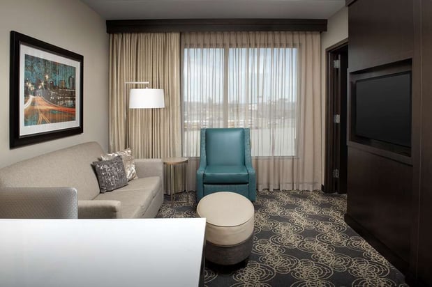 Images Embassy Suites by Hilton Knoxville West