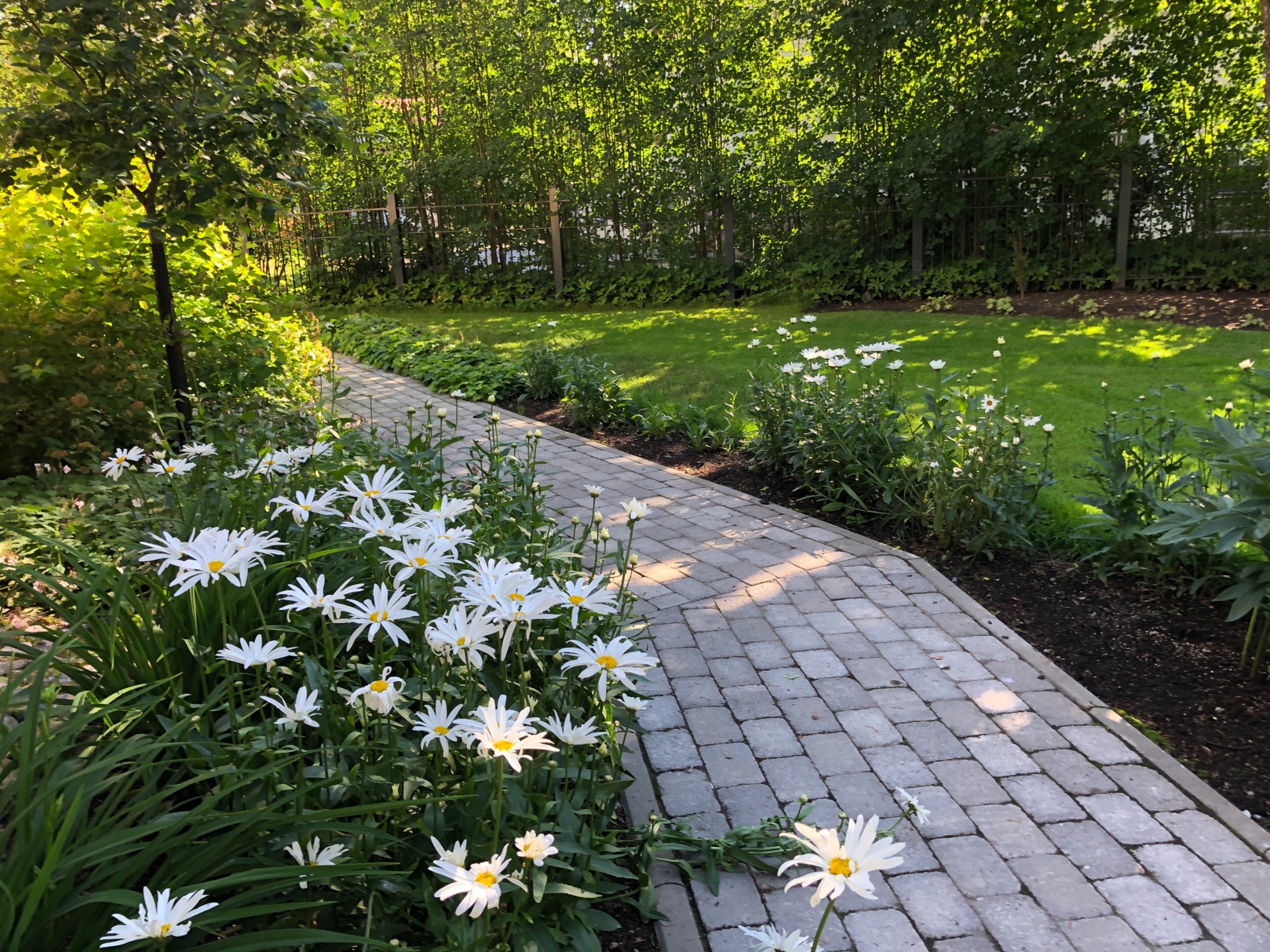 Images via Garden Oy