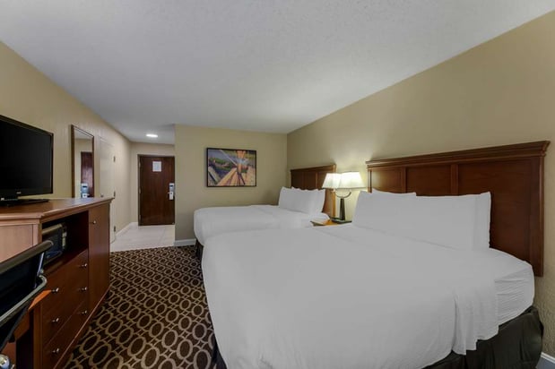 Images Best Western Plus Wooster Hotel & Conference Center