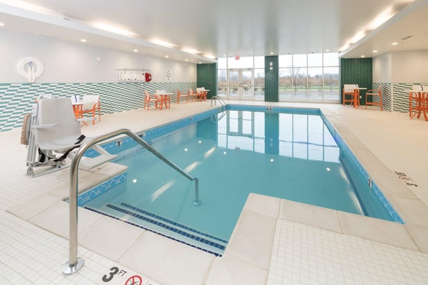 Images Holiday Inn & Suites Detroit - Troy by IHG
