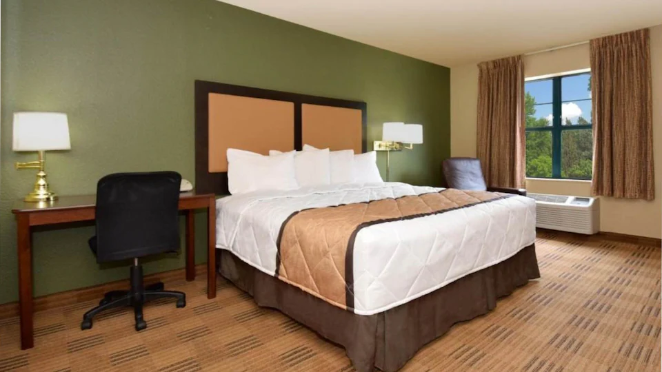 Studio 6 Extended Stay Fishkill Westage CenterA^ NY Image