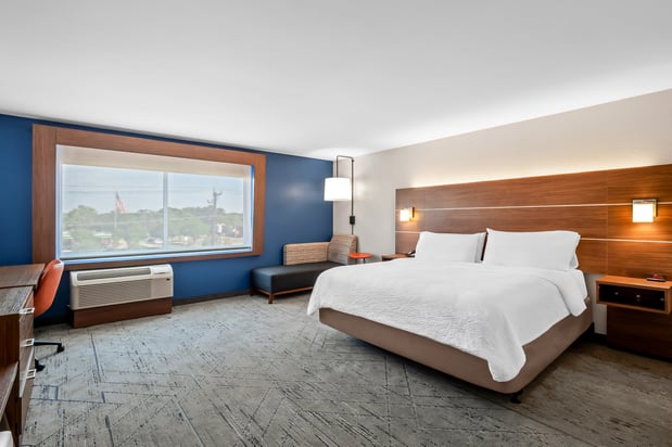 Images Holiday Inn Express & Suites Detroit Northwest - Livonia by IHG