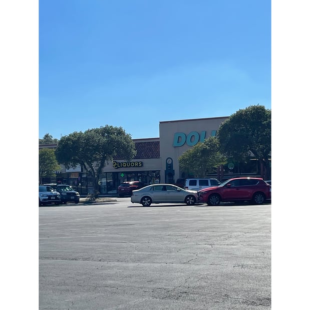 Images DC Liquors - Thousand Oaks