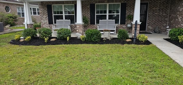 Images Southeastern Lawn & Landscaping