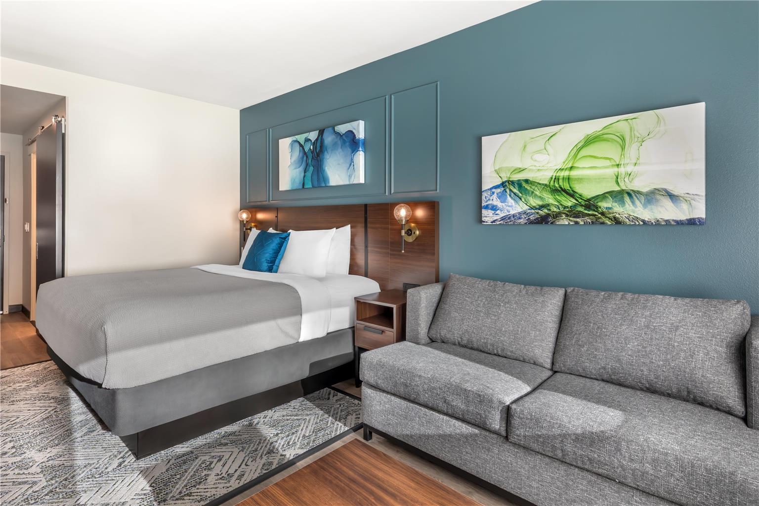 King Guestroom