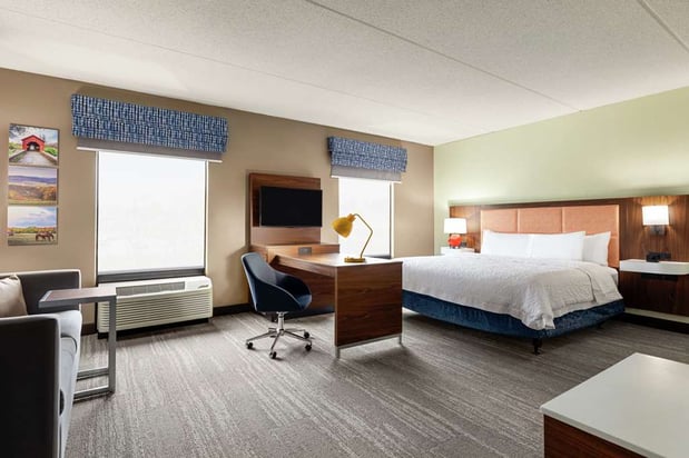 Images Hampton Inn & Suites Frederick-Fort Detrick
