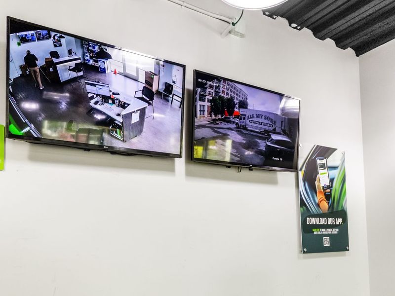 3882_Merchandise Wall 