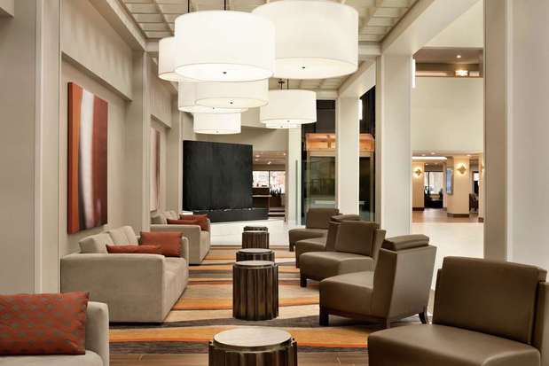 Images Embassy Suites by Hilton Milwaukee Brookfield