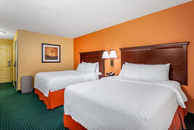 Images Hampton Inn & Suites Sacramento-Elk Grove Laguna I-5