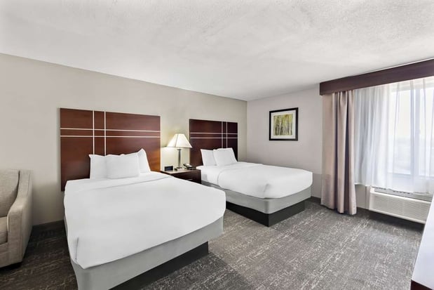Images Best Western Luxbury Inn Fort Wayne