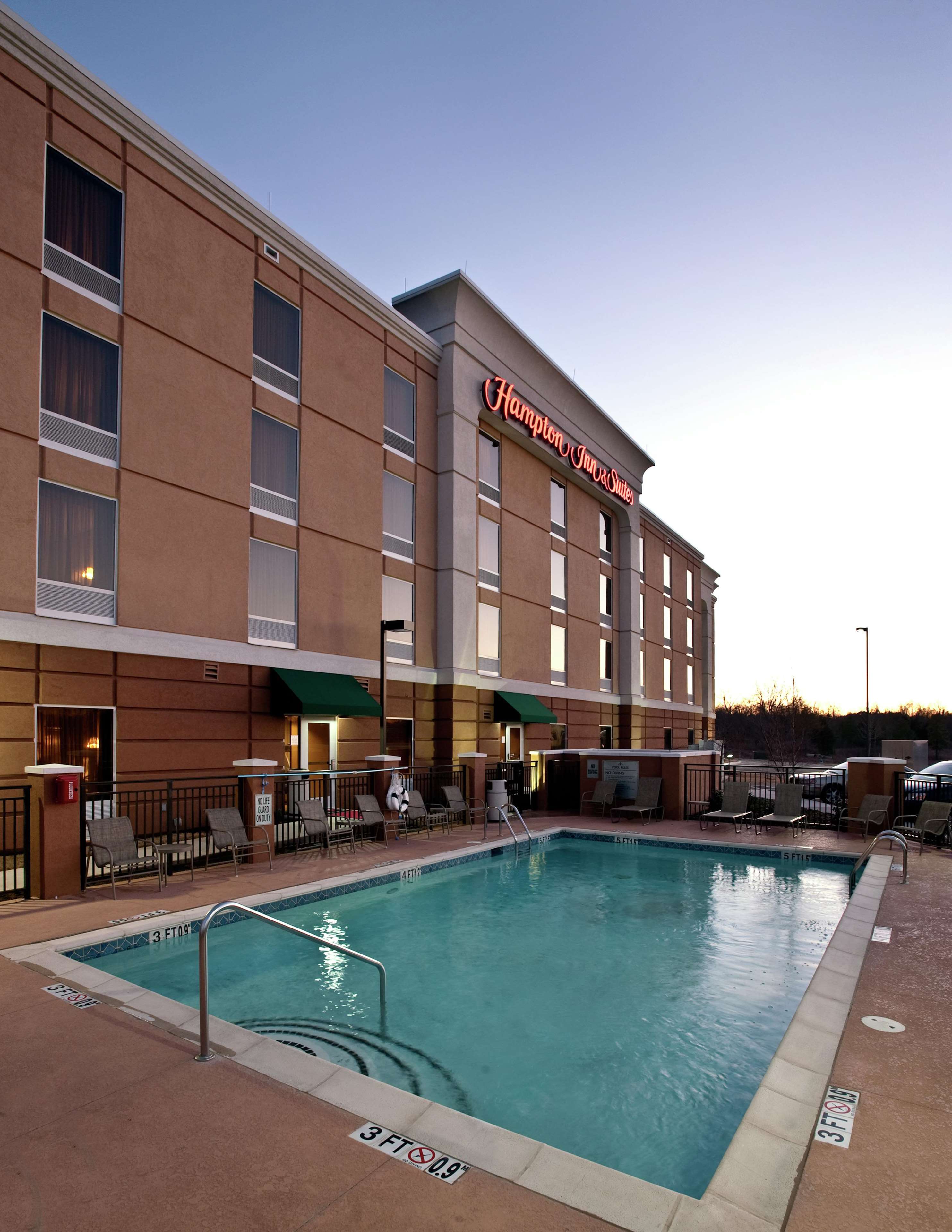 Hampton Inn & Suites Jackson Photo