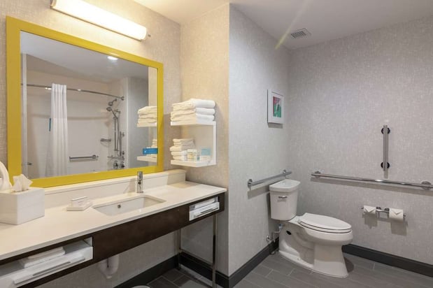 Images Hampton Inn & Suites Dallas East