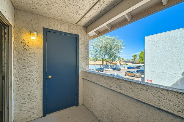 Images Rise Thunderbird