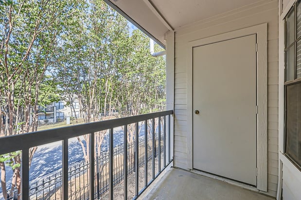 Images Rise West Arlington