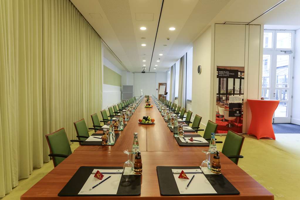 Meeting Room Nikkei Dax Combined