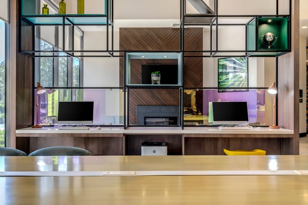 Images Holiday Inn Orlando International Dr-Icon by IHG