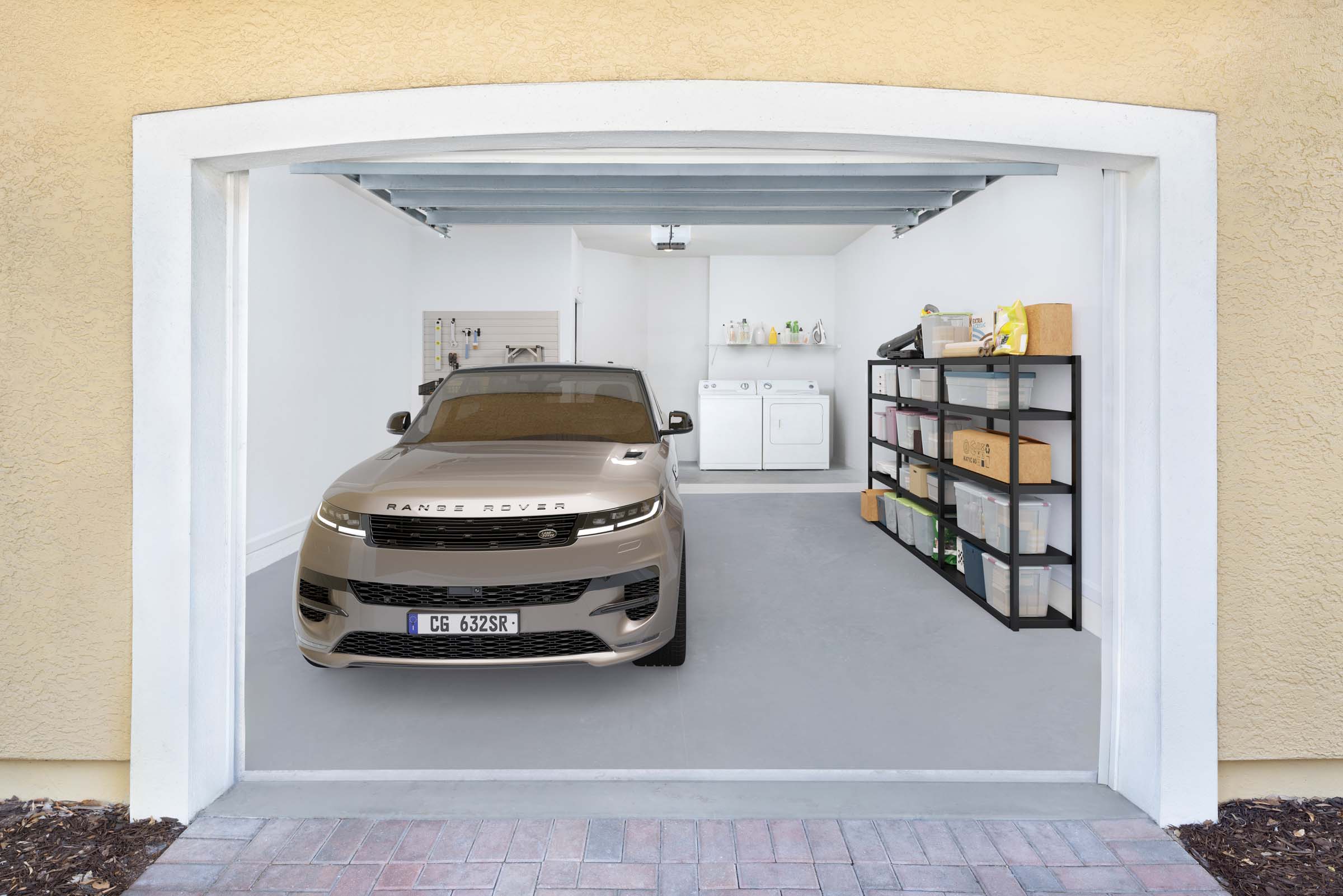 Camden Visconti apartment home with private garage in Brandon, FL.