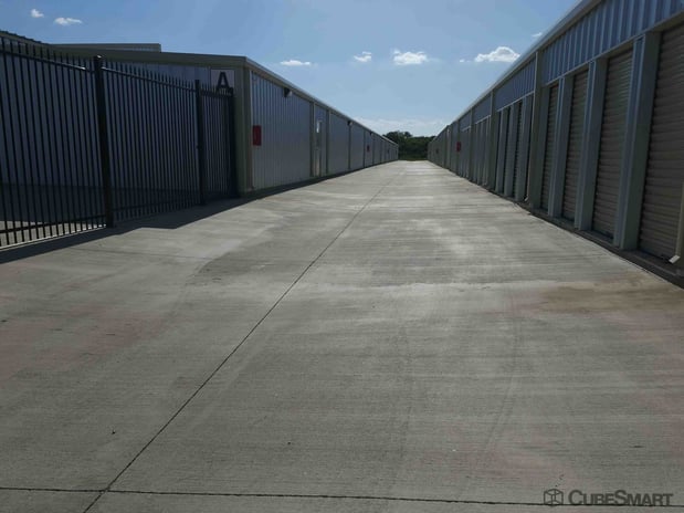 Images CubeSmart Self Storage