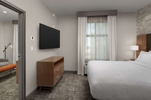 Images Homewood Suites by Hilton Louisville Airport