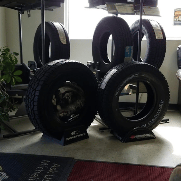 Images Larry's Tire Center