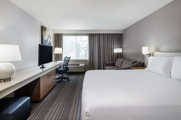 Images Hilton Garden Inn Bakersfield