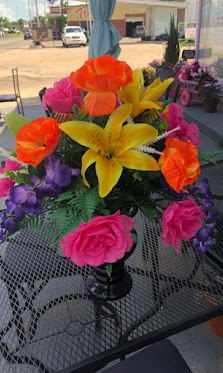 Everything Nice Floral and Marketplace Image