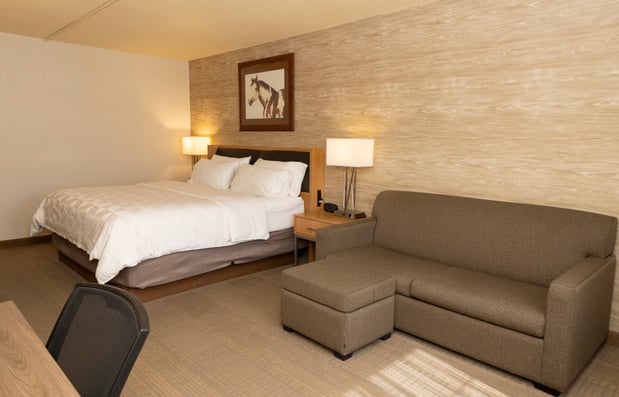 Images Holiday Inn Spearfish-Convention Center by IHG