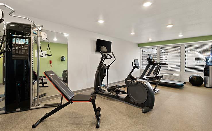 Images WoodSpring Suites Fort Collins