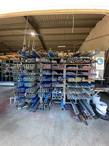 Images Beaudesert Gates & Steel