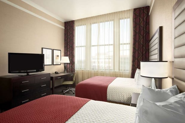 Images Embassy Suites by Hilton St. Louis Downtown