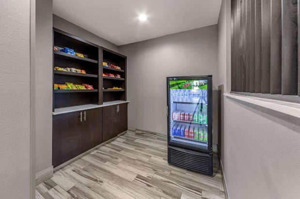 Images Garner Hotel Oklahoma City - Quail Springs by IHG
