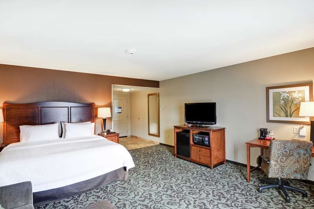 Images Hampton Inn & Suites New Hartford