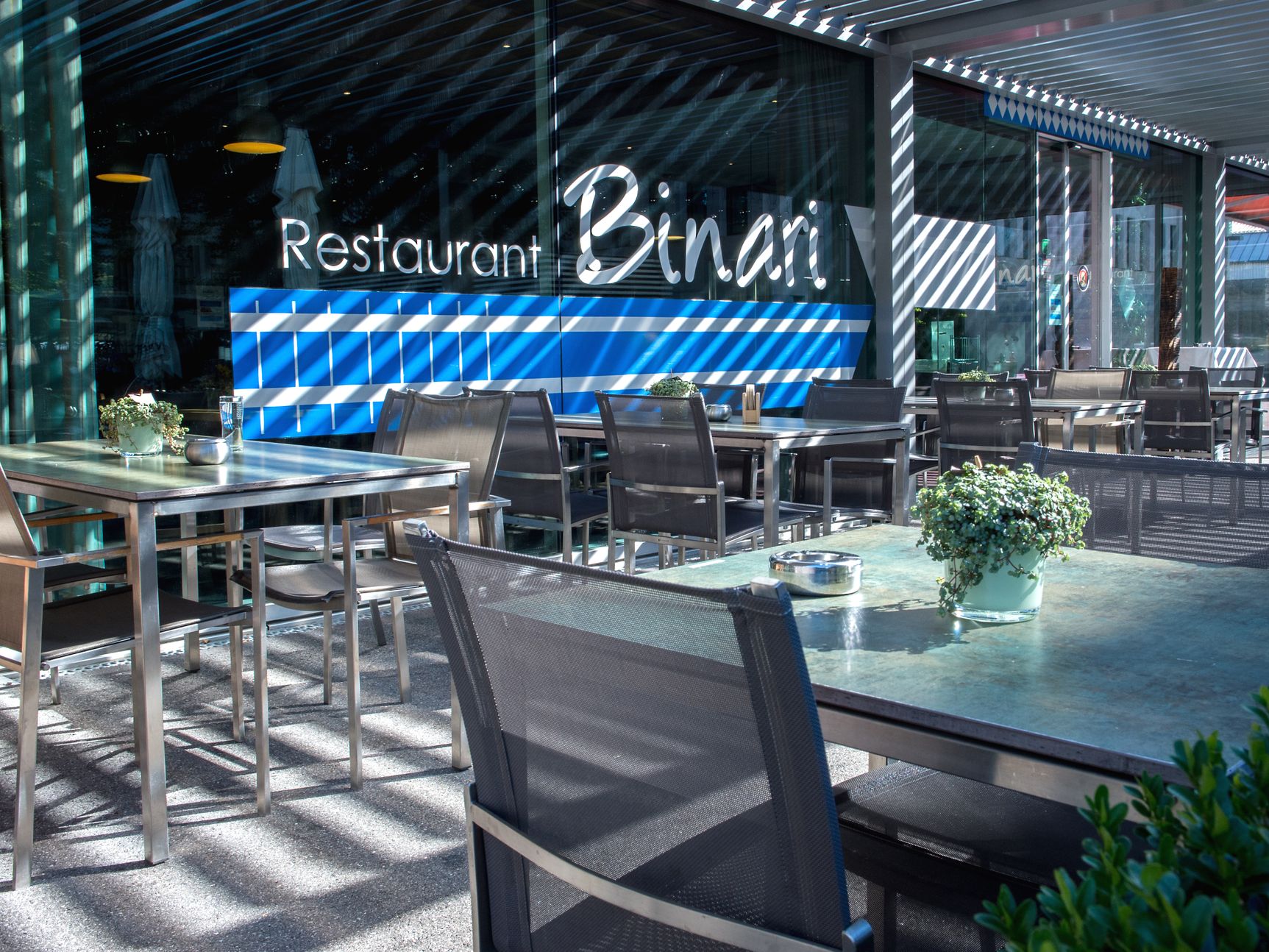 Binari, Bahnhofplatz 2B in Landquart