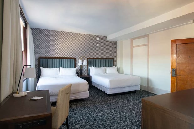 Images Hotel Petersburg, Tapestry Collection by Hilton